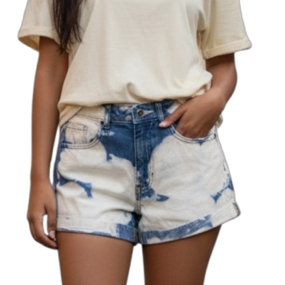 PacSun Cuffed Snowflake Bleach Mom Denim Shorts